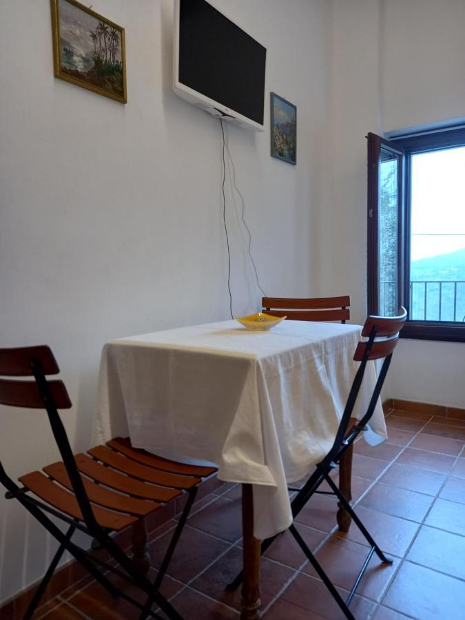 Apartament La Casa Di Elda San Remo Zewnętrze zdjęcie